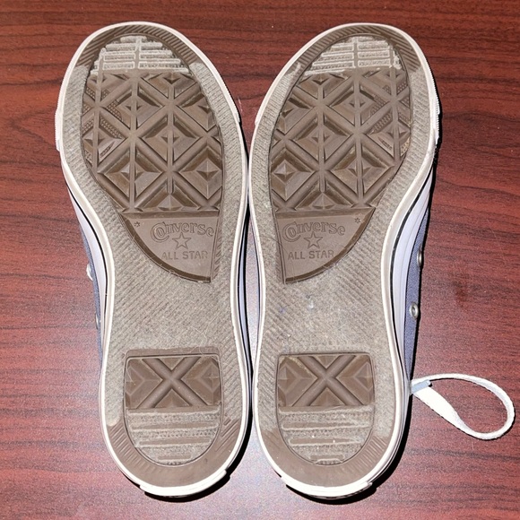 Converse - Picture 4 of 4